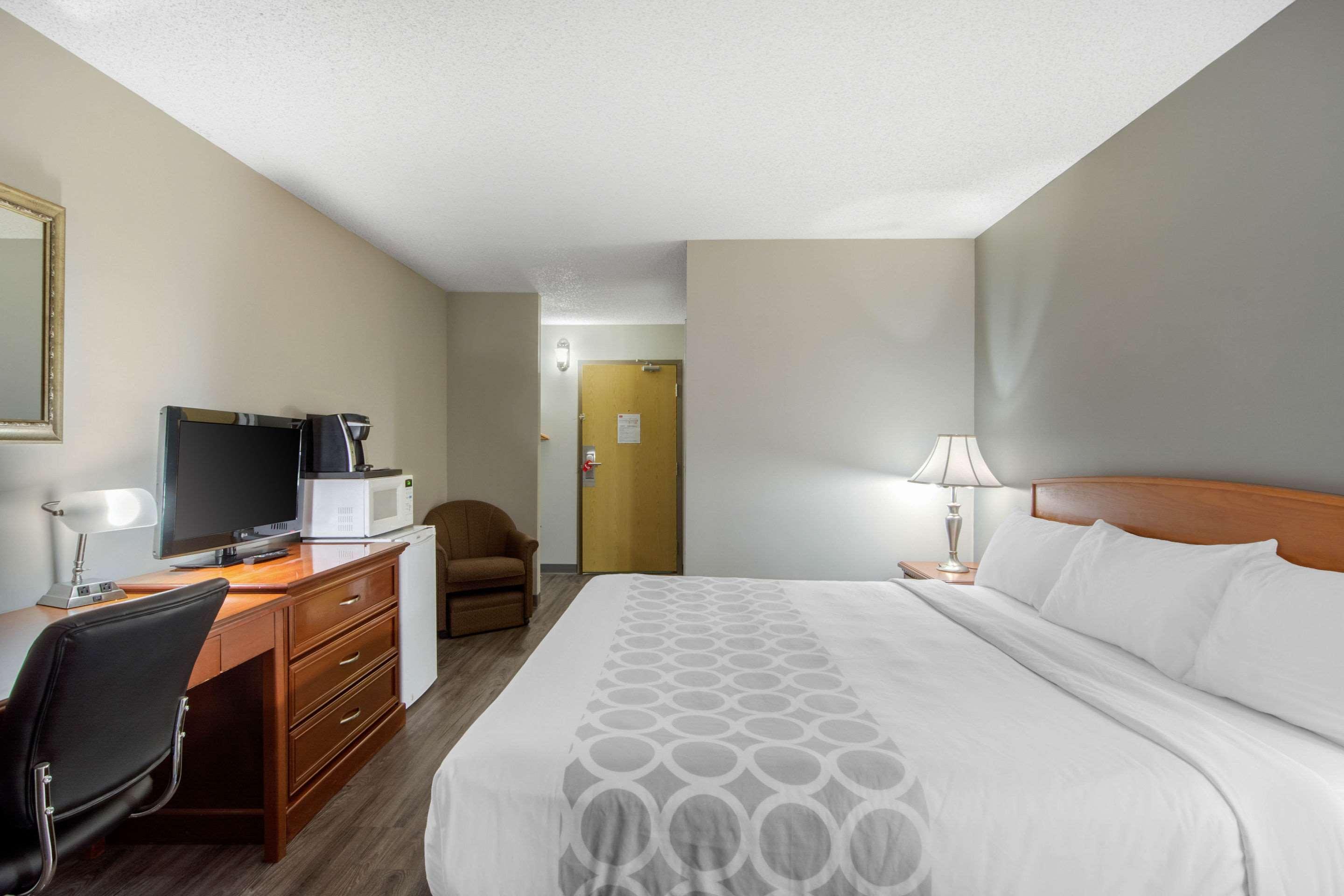 Econo Lodge Regina Exterior foto