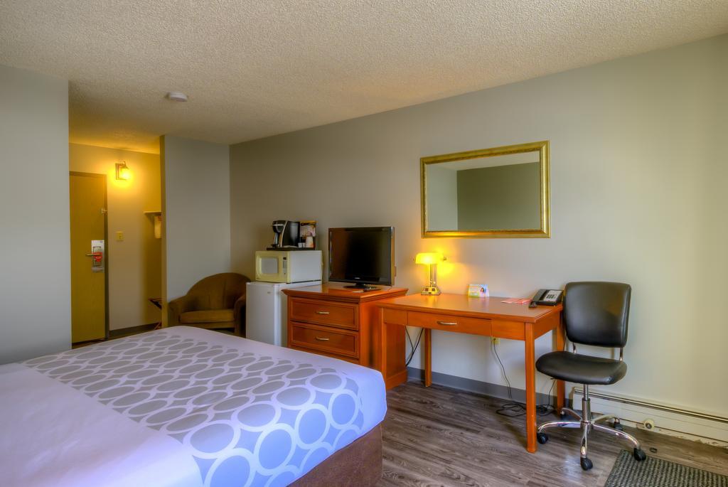 Econo Lodge Regina Exterior foto